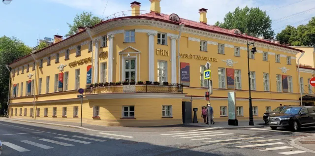 Временное закрытие Центрального музея российского казачества